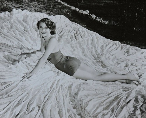 Actress peggie castle retro - actress,